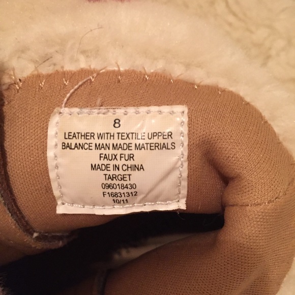 ❌SOLD❌ Furry, Suede Boots - Picture 8 of 8